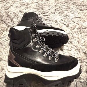 Punk Rose by Skechers Sz 6.5 Master Strikers Platform Boots Black Leather